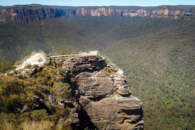 Blue Mountains Private Charter - Blackheath lookouts over the Grose Valley: Pulpit Rock, Anvil Rock, Govett’s Leap