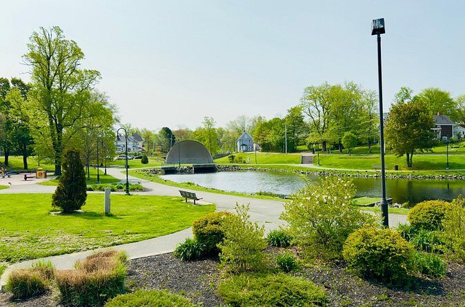 City Sights and Shoreline Tour - Wartime Defense Post: History You Can See, Not Just Read