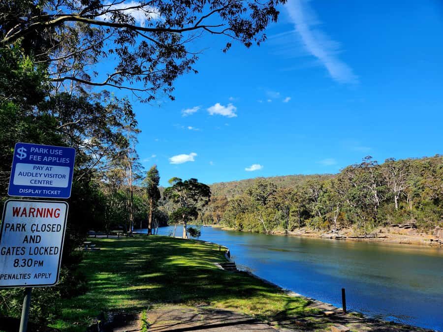 From Sydney: Royal National Park, Wollongong, and Kiama Tour - Royal National Park, Wollongong, and Kiama in one 9-hour loop