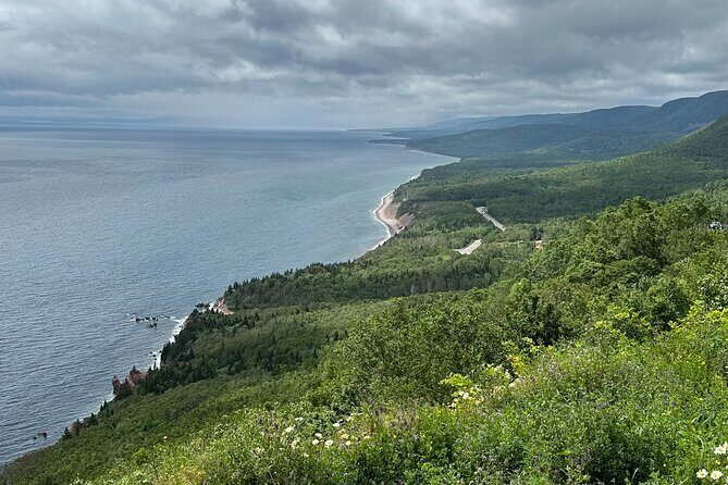 Ingonish and Keltic Lodge 6 Hours Cabot Trail Tour - Entrance fees are included: how that changes your planning