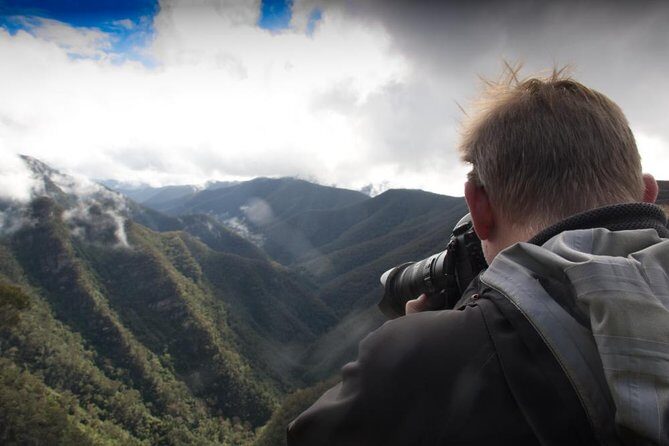 Inside the Greater Blue Mountains World Heritage - A Private Wildlife Safari Overnight - Day 1: Glenbrook to Jenolan Caves With More Nature, Less Queueing