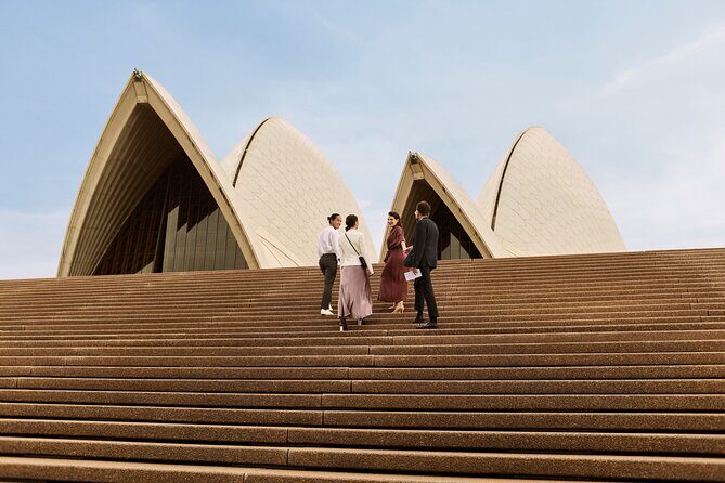 Opera at the Sydney Opera House - What happens onstage: La Traviata in plain language