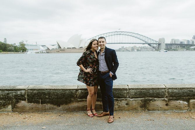 Private Vacation Photography Session with Local Photographer in Sydney - Value and price: $325 for a group up to 6