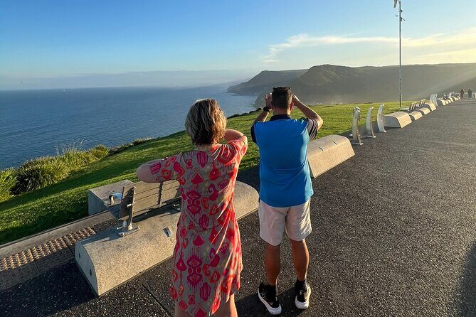 Private Wildlife Waterfalls and Wine Day Tour from Sydney - Bulli Beach lunch stop: seaside break with a swim option