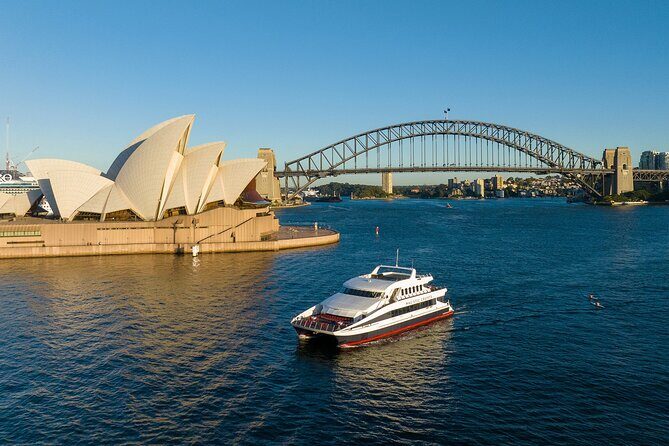 Relaxing 1.5-Hour Buffet Lunch Cruise on Sydney Harbour - Buffet lunch on board: how to make it feel like a meal, not a line