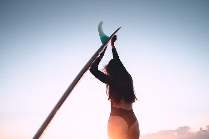 Sunrise & Surf Beach Lifestyle Photoshoot - Apo Di Coco’s posing coaching: how first-timers look like they belong