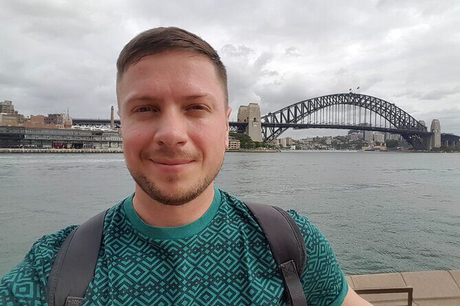 Sydney: Book A Local Host - Getting around without fuss: walking, plus transit suggestions