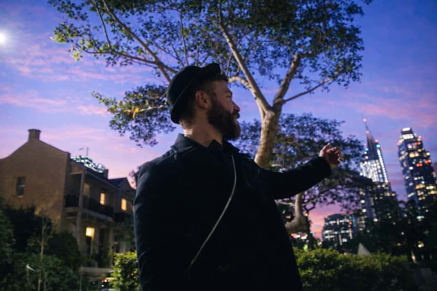 SYDNEY : Ghosts, Grog & The Rocks: Haunted Pubs &Cellar Tour - Guide energy can make or break the night