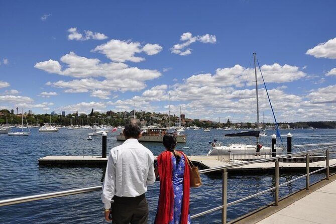 Sydney Guided Sightseeing Bus Tour - The bus experience: climate comfort and real-time stories