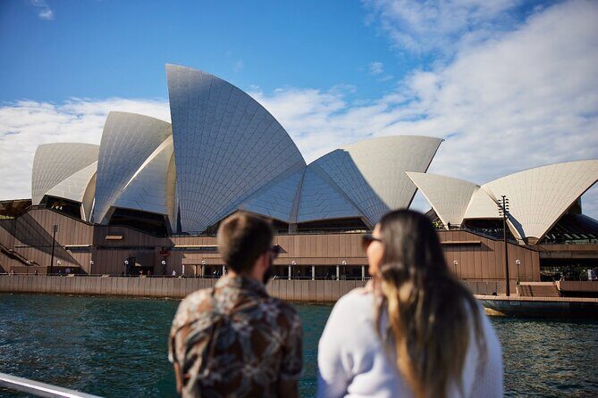 Sydney Harbour Sightseeing Cruise Morning or Afternoon Departure - Royal Botanic Gardens From the Water: A Softer Side of the City