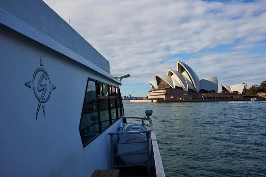 Sydney: Morning or Afternoon Harbour Sightseeing Cruise - The Live Skipper Commentary: How It Makes the City Click