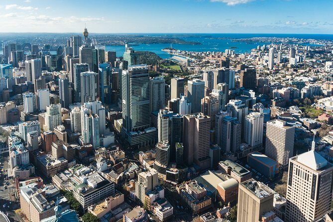 Sydney Private Experience with a Local 3-8hrs: Icons & Gems - Bondi Beach or Sydney Harbour National Park: Pick Your Coast Mood