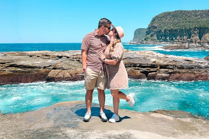 Sydney Sightseeing Bus Tour with Local Guide - Bondi Beach: Time for the Iconic Sands (and Real Planning)