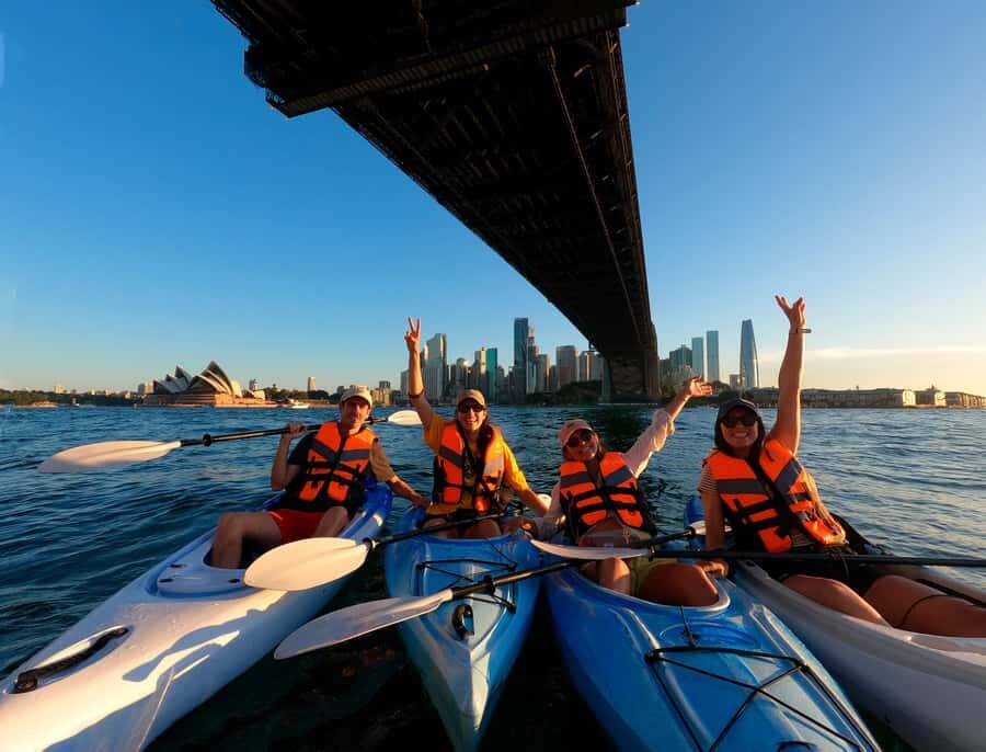 Sydney: Sunset Kayak - Opera & Harbour Bridge Tour (5p. max) - Meeting at Lavender Bay: where the kayaks are waiting