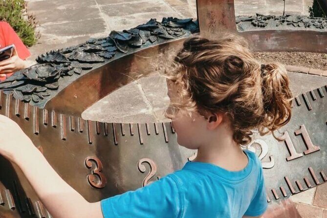 Sydney - The Mad Botanist Scavenger Hunt For Kids & Families. - Stop Two: The South Pacific Drum and Comic Strip Updates