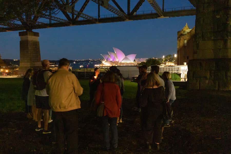 Sydney: True Crime Tour - What’s actually happening during the walking segments